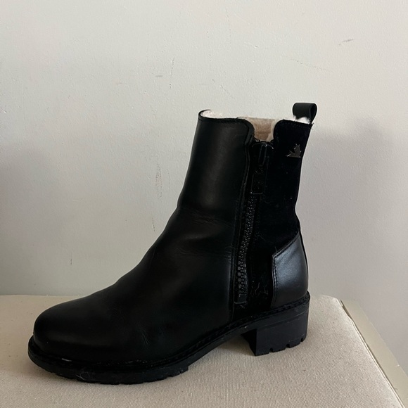 $500 Pajar 'Faye' Heritage Shearling Lined Leather Winter Boots SIze 39 U.S. 8 - Picture 4 of 8